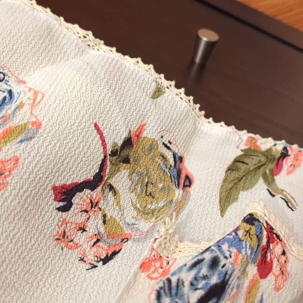 Floral Ruana - Picture 3 of 4